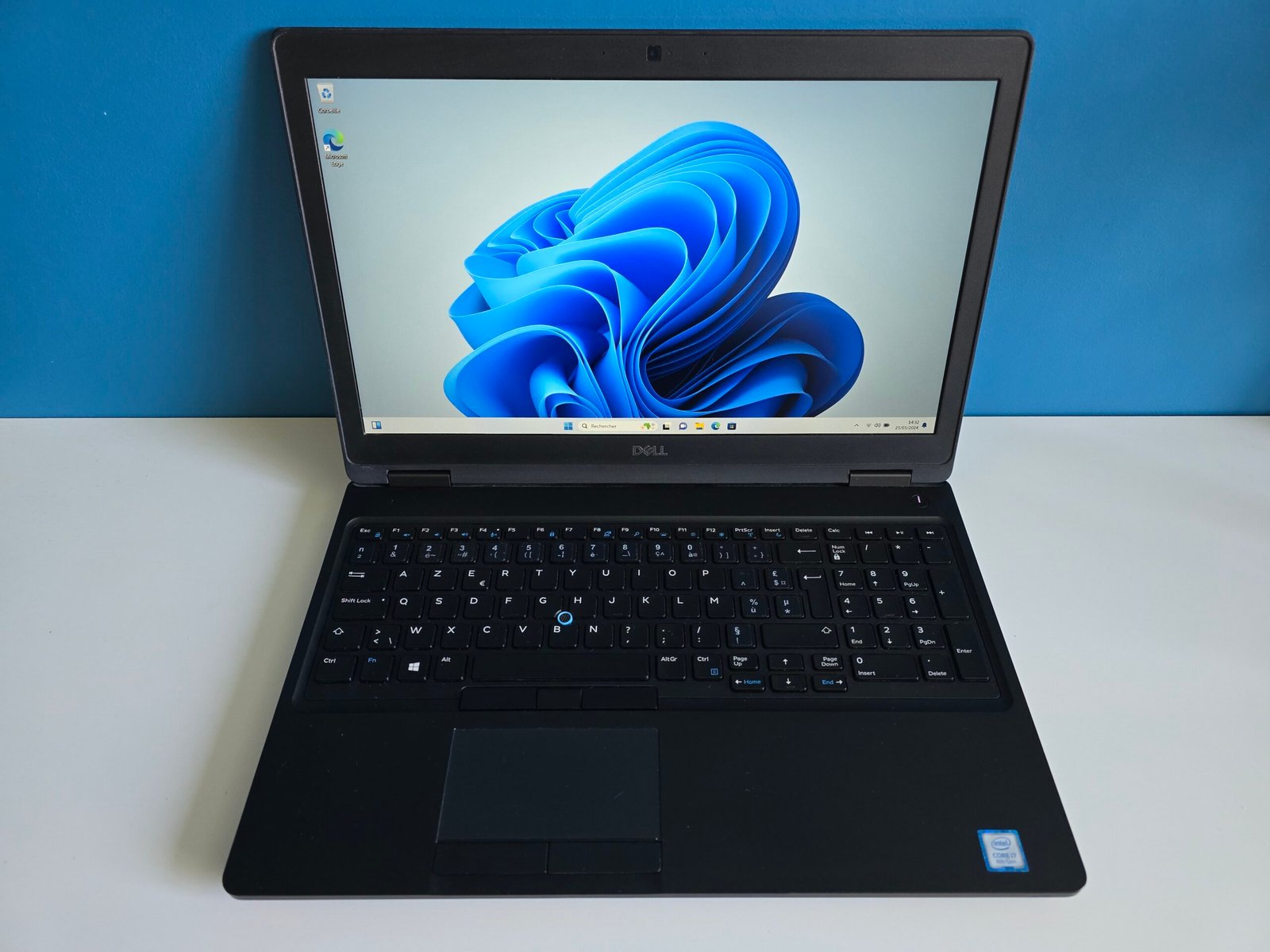 Dell Latitude 5590 | 15" Full HD | Core i7 8th | SSD 256 Go | 16 Go RAM – Image 2